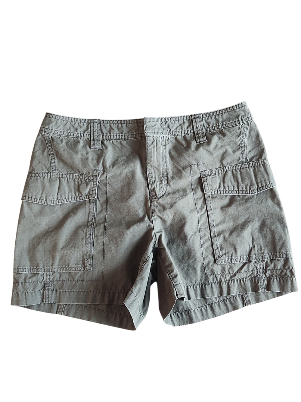 Tommy Hilfiger Women 8 Flap Closure Cargo Relaxed Mid Rise Cotton Gorpcore Short